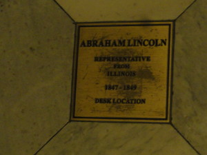 Lincoln desk location